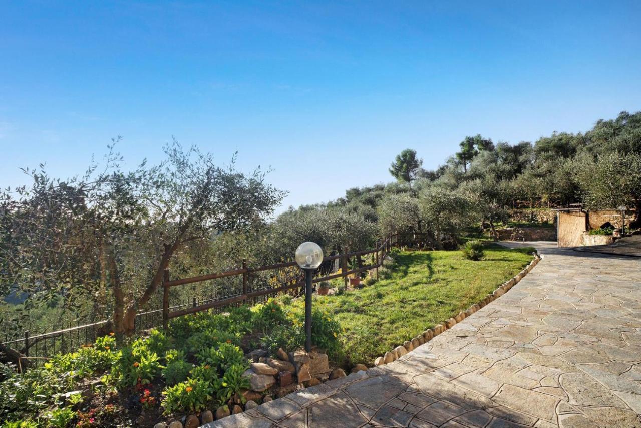 Le Casasse Apartment Imperia Exterior photo