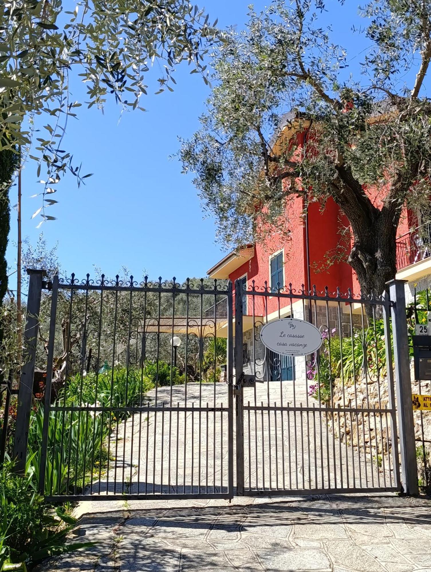 Le Casasse Apartment Imperia Exterior photo
